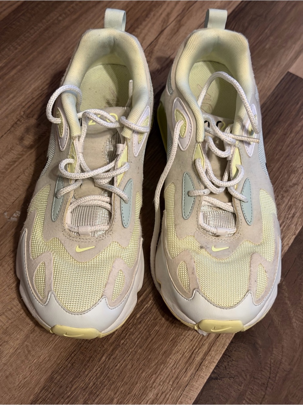 Nike Light Yellow and Cream Mesh Runner Sneakers